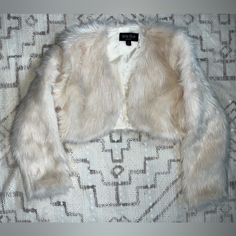 Women's Cream Faux Fur Jacket
